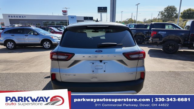Used 2023 Ford Escape Active w/ Tech Pack #1 AWD/4WD image 7