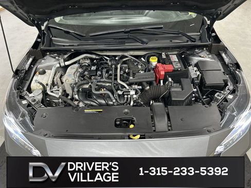 Used 2023 Nissan Sentra SR w/ SR Premium Package FWD image 24