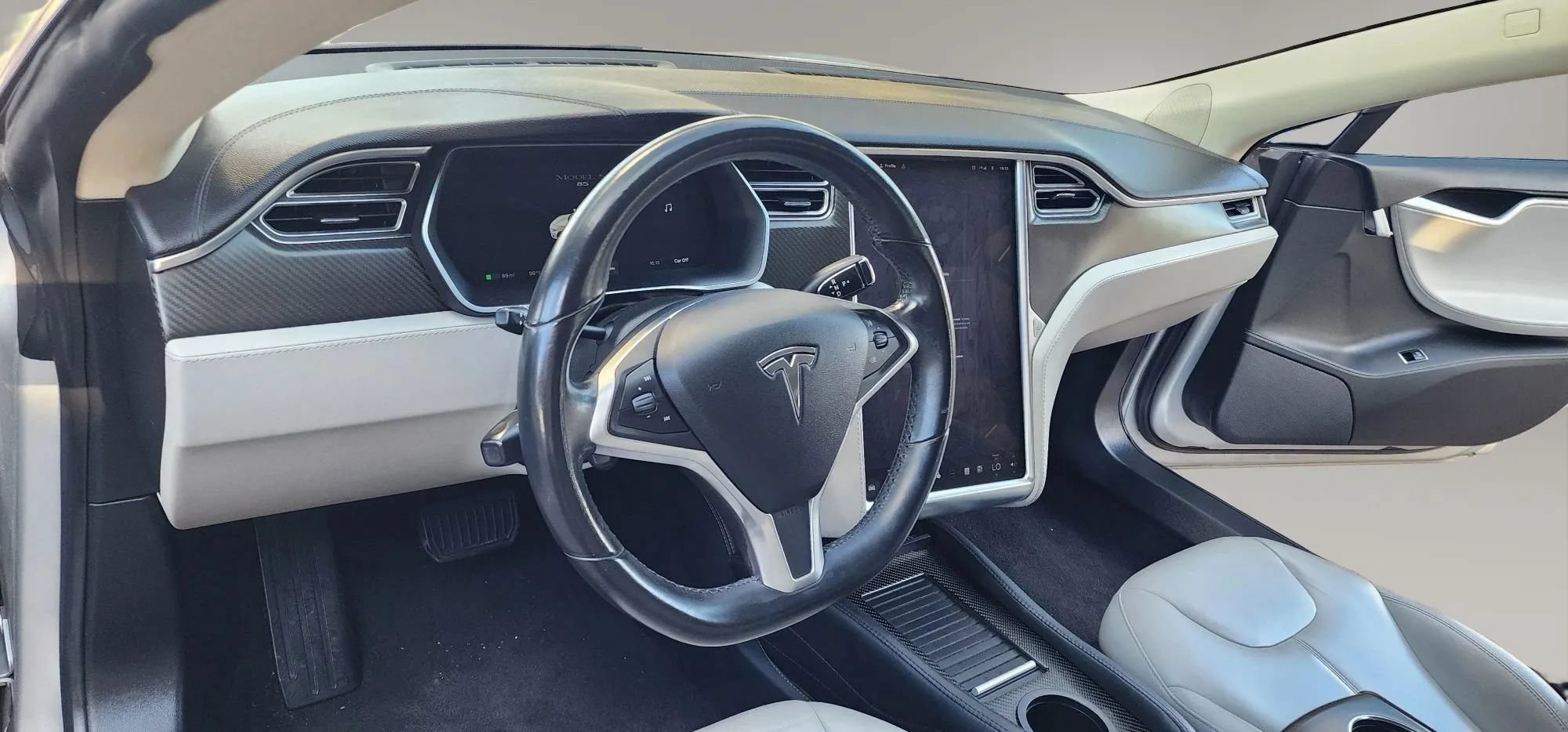 Used 2014 Tesla Model S 60 RWD image 8