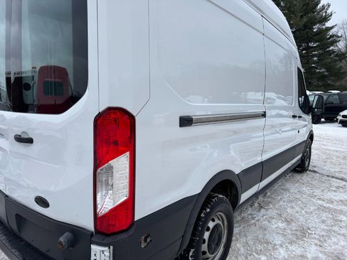 Used 2018 Ford Transit 250 148 High Roof image 11