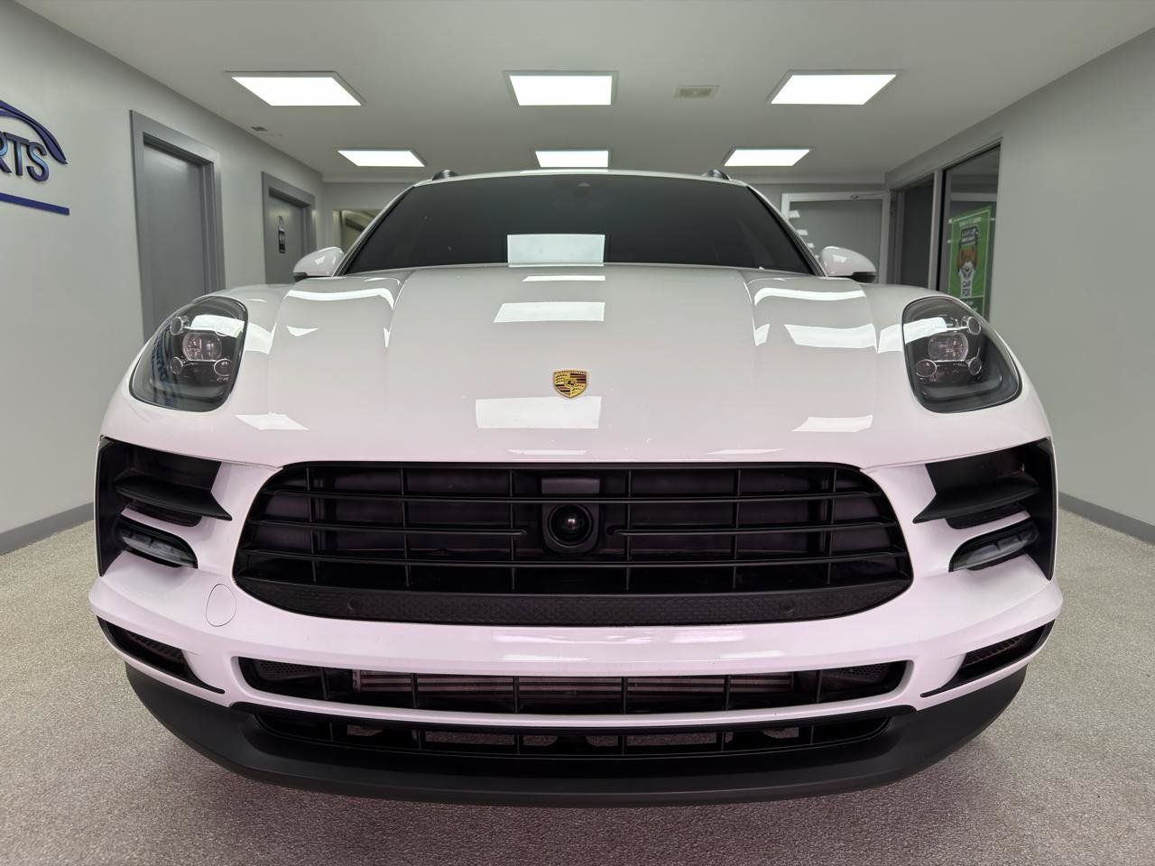 Used 2021 Porsche Macan AWD/4WD image 6