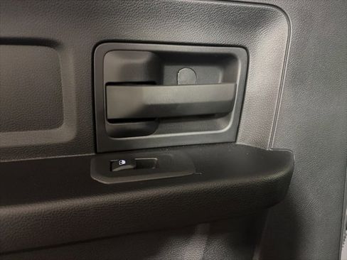 Used 2025 RAM 2500 Tradesman w/ Chrome Appearance Group image 27