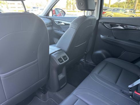 Used 2025 Buick Envision Preferred image 12