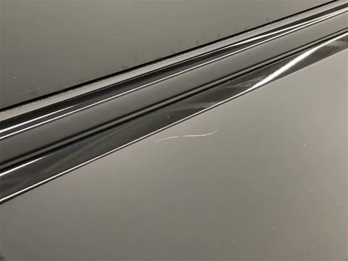 Used 2024 Chevrolet Equinox EV RS image 31