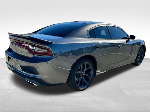 Used 2019 Dodge Charger SXT w/ Blacktop Package image 5