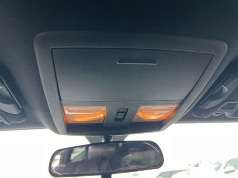 Used 2009 Dodge Challenger R/T image 20