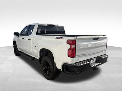 Used 2019 Chevrolet Silverado 1500 Custom Trail Boss AWD/4WD image 11