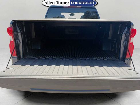 Used 2022 Chevrolet Silverado 1500 RST w/ Z71 Off-Road Package image 7