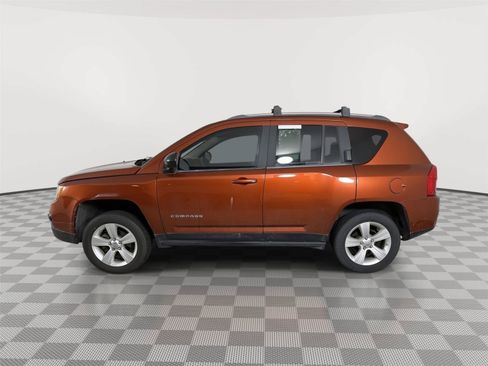 Used 2012 Jeep Compass Sport AWD/4WD image 4