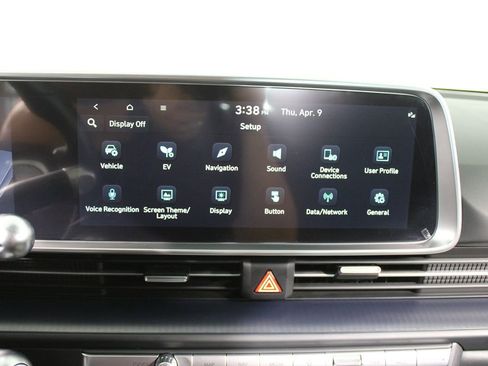 Used 2024 Hyundai Ioniq 6 SE RWD image 16