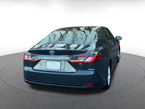 Used 2025 Toyota Camry LE image 16