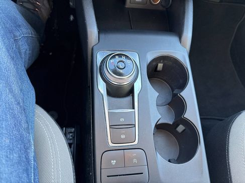 Certified 2022 Ford Escape S image 30