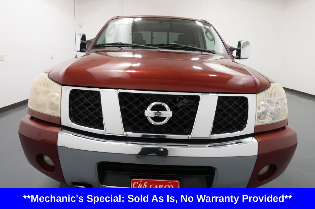 Used 2004 Nissan Titan LE w/ (SAB) Side-Airbag Pkg AWD/4WD image 2