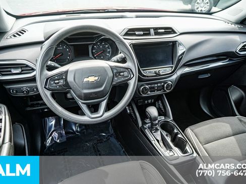 Used 2021 Chevrolet TrailBlazer LT w/ Convenience Package image 29