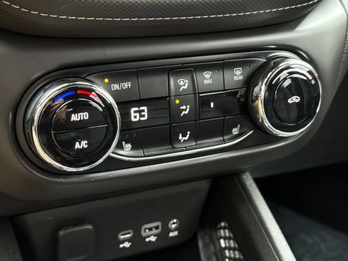 Used 2023 Chevrolet TrailBlazer ACTIV w/ Convenience Package image 17