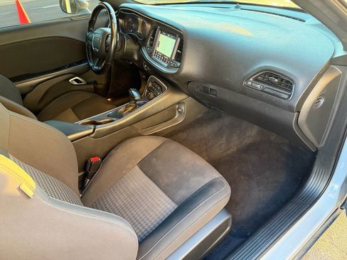 Used 2022 Dodge Challenger R/T image 28