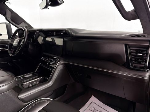 Used 2024 GMC Sierra 2500 AT4X w/ AT4X AEV Edition image 32