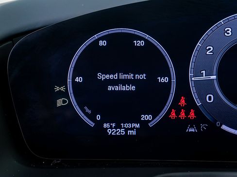 Used 2024 Porsche Panamera 4 w/ Premium Package image 41