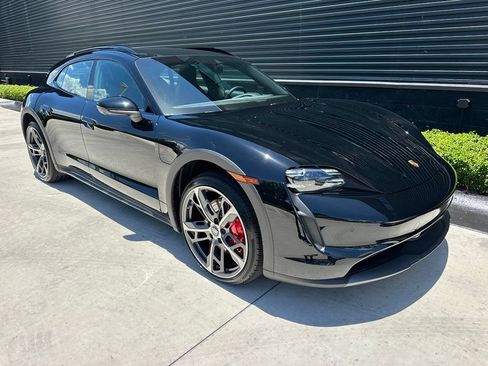 Certified 2024 Porsche Taycan 4S AWD/4WD image 12