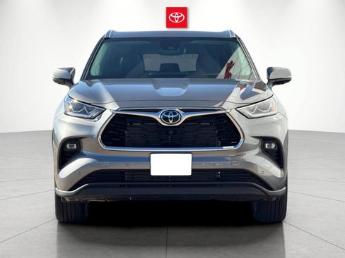 New 2026 Toyota Highlander Limited AWD/4WD image 7