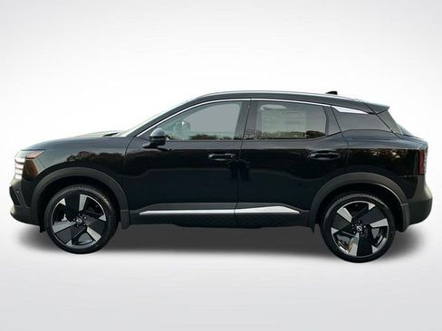 New 2026 Nissan Kicks SR image 3