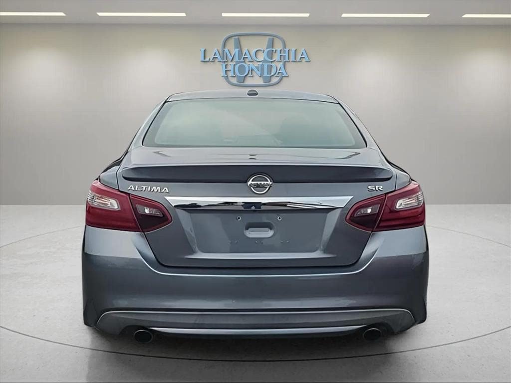 Used 2018 Nissan Altima 2.5 SR w/ SR Special Edition FWD image 4
