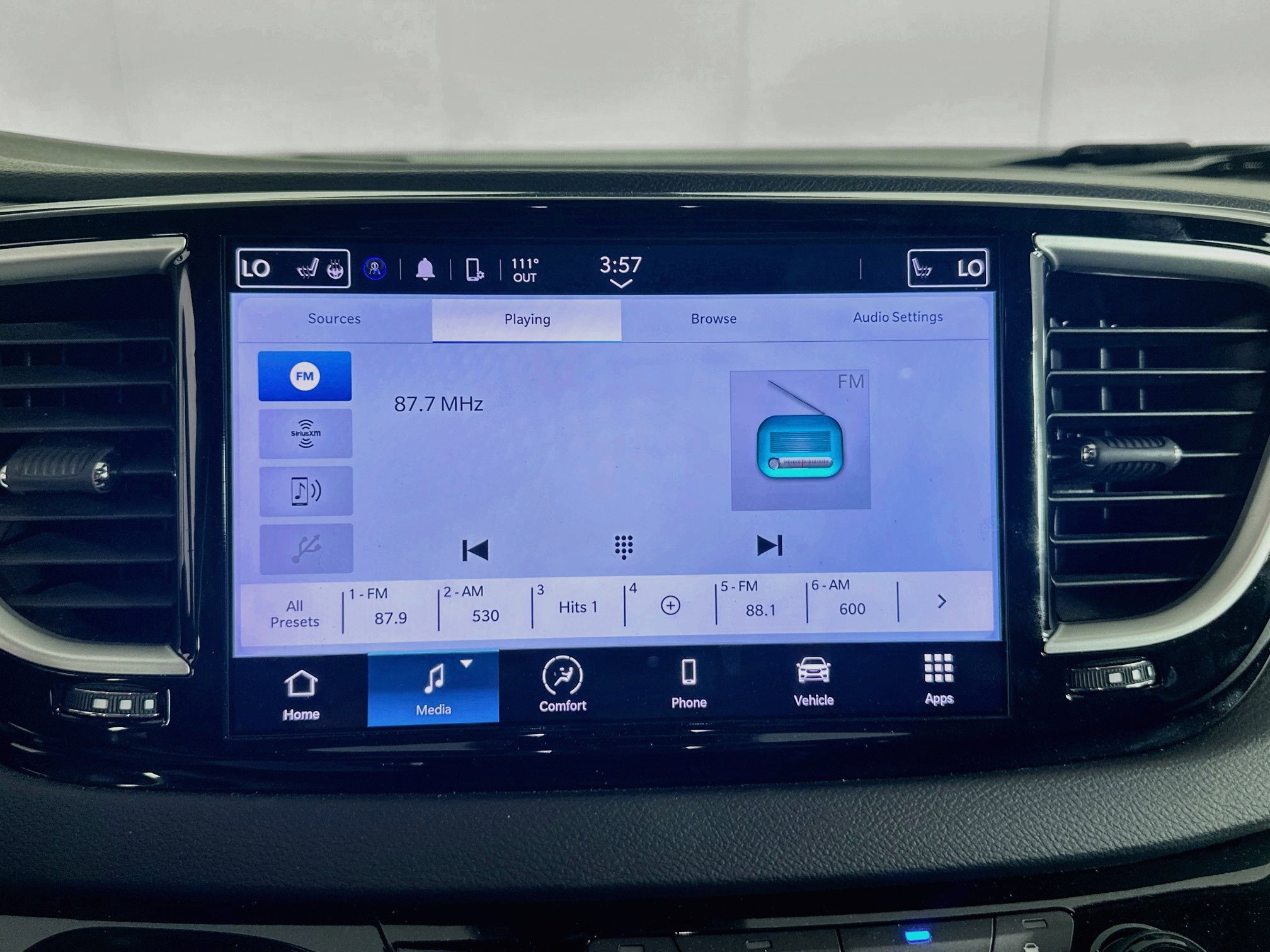 Used 2024 Chrysler Pacifica Touring-L FWD image 21