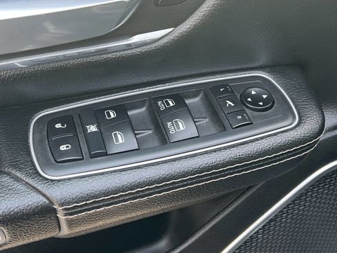 Used 2020 RAM 1500 Laramie image 14