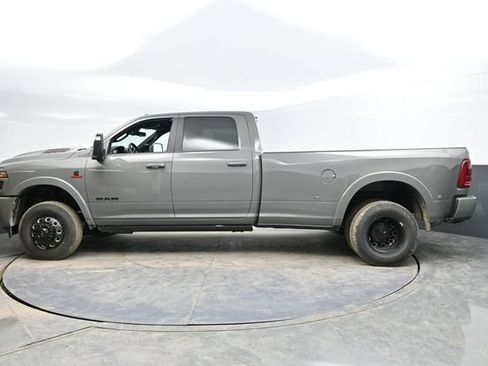 New 2026 RAM 3500 Limited AWD/4WD image 4