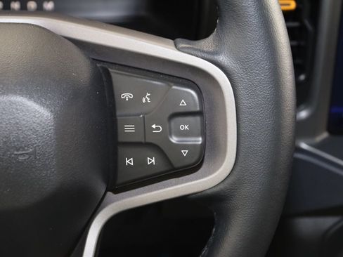 Used 2024 Ford Bronco Badlands image 37