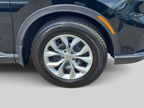 Used 2025 Honda CR-V LX image 6