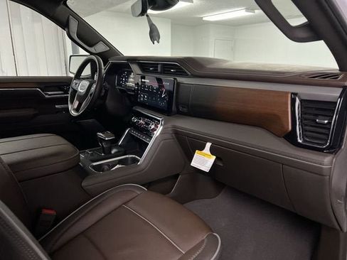 Certified 2025 GMC Sierra 1500 Denali w/ Denali Reserve Package image 30