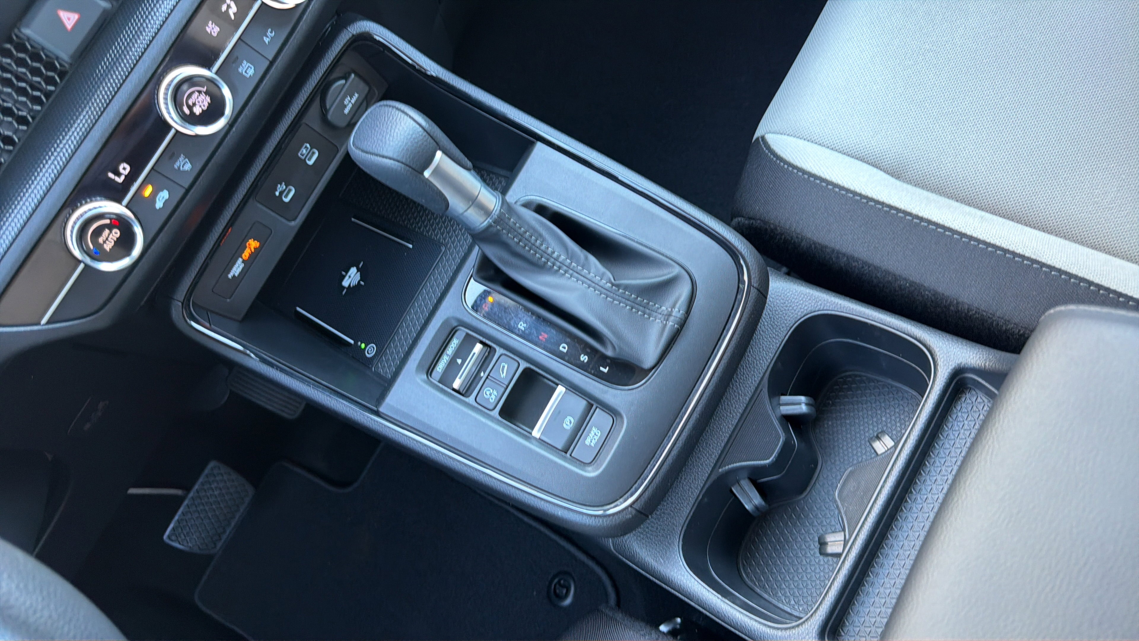 Used 2026 Honda CR-V LX image 19