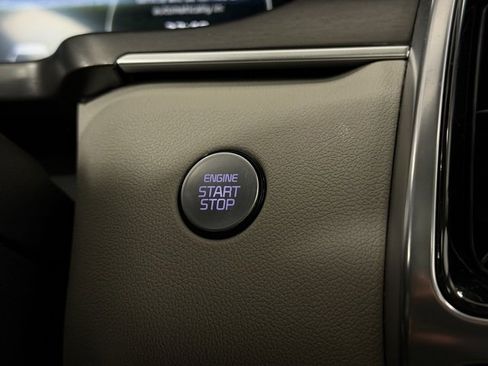 Used 2023 Kia Sorento SX image 22