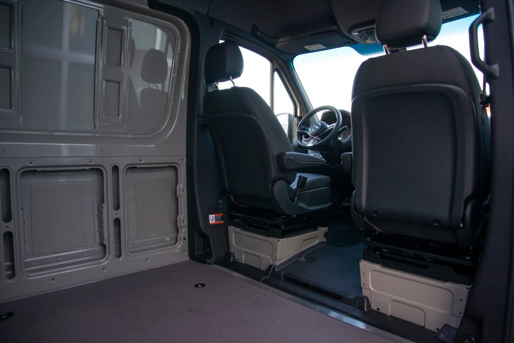 New 2026 Mercedes-Benz Sprinter 2500 image 18