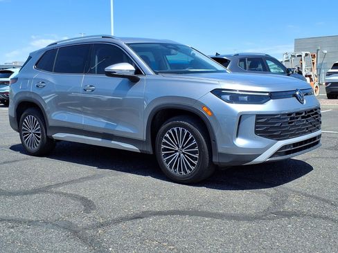 New 2026 Volkswagen Tiguan S image 1