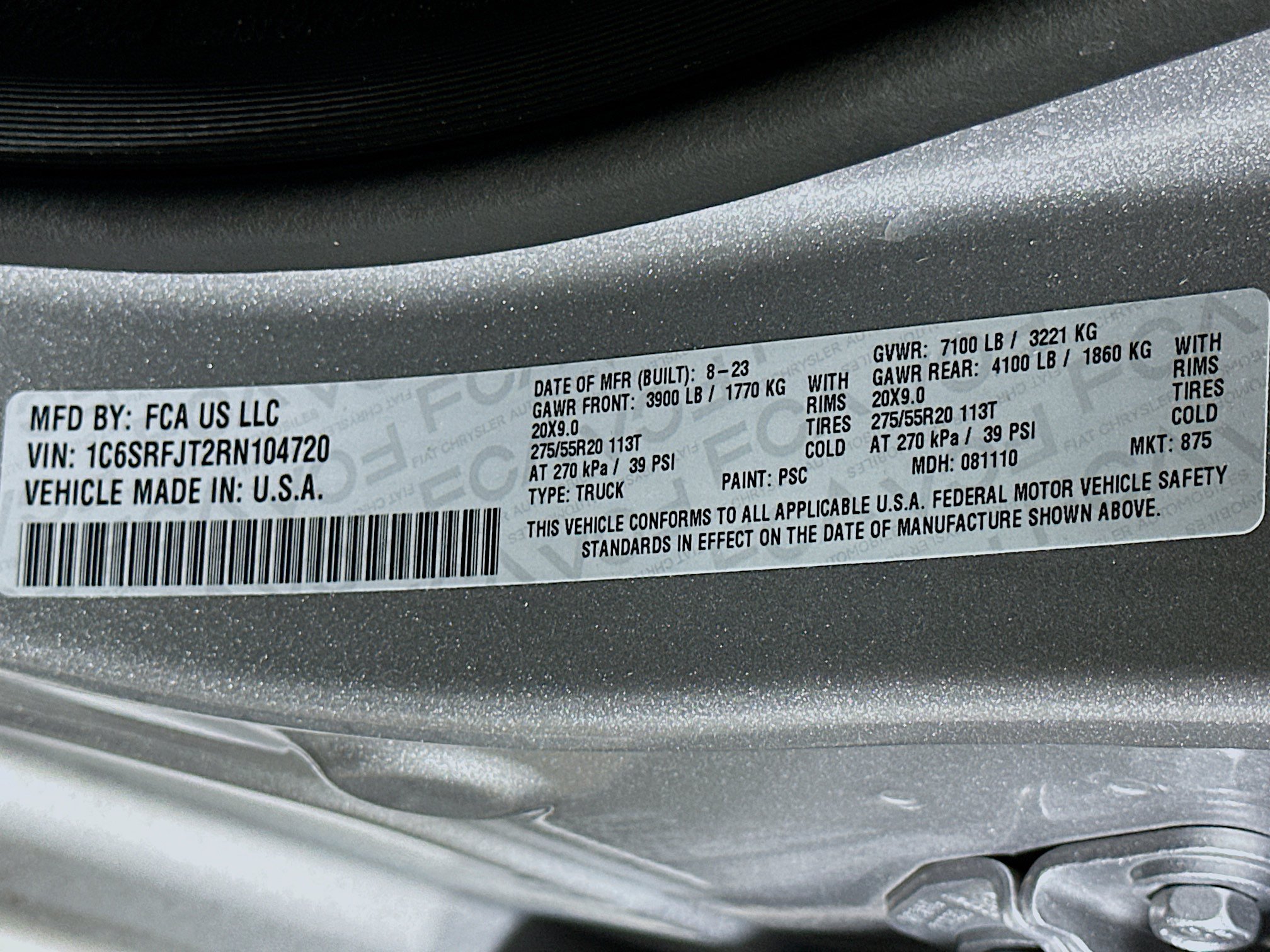 Used 2024 RAM 1500 Laramie AWD/4WD image 12