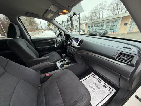 Used 2017 Honda Pilot EX image 12