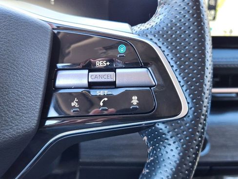 Used 2023 Nissan Ariya AWD image 24