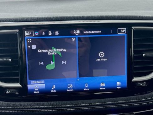 Used 2021 Chrysler Pacifica Touring w/ S Appearance Package image 14