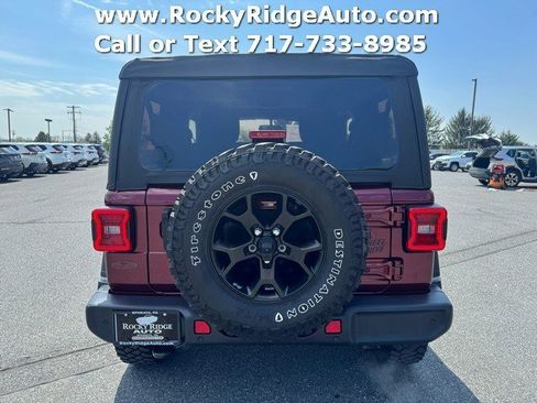 Used 2022 Jeep Wrangler Sport AWD/4WD image 6