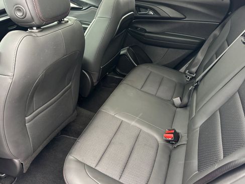 Used 2021 Chevrolet TrailBlazer RS w/ Sun and Liftgate Package image 12