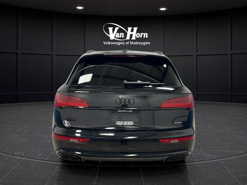 Used 2024 Audi Q5 e Prestige w/ Prestige Package AWD/4WD image 6