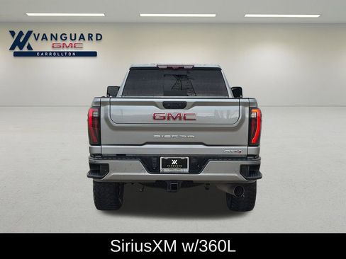 Used 2024 GMC Sierra 2500 AT4 w/ AT4 Premium Plus Package AWD/4WD image 7