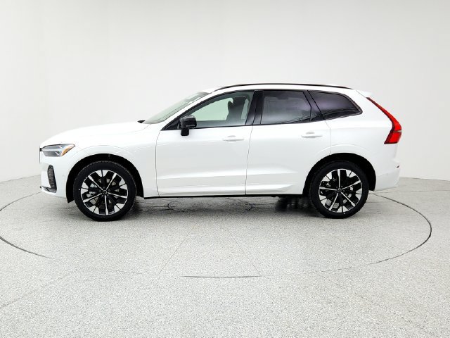 New 2026 Volvo XC60 B5 Plus w/ Climate Package AWD/4WD image 8