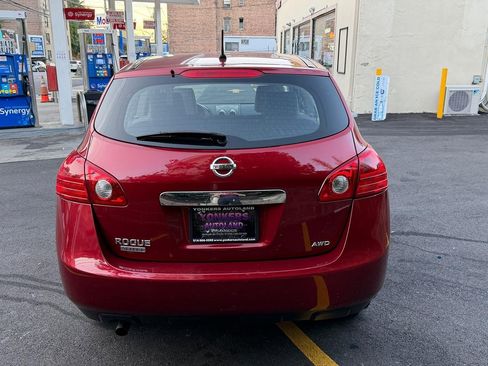 Used 2014 Nissan Rogue S image 4