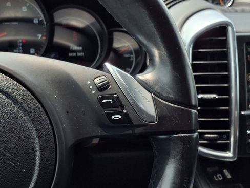 Used 2014 Porsche Cayenne AWD/4WD image 17