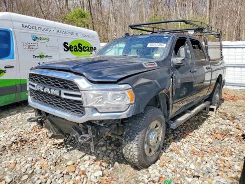 Used 2024 RAM 3500 Tradesman w/ Chrome Appearance Group AWD/4WD image 2