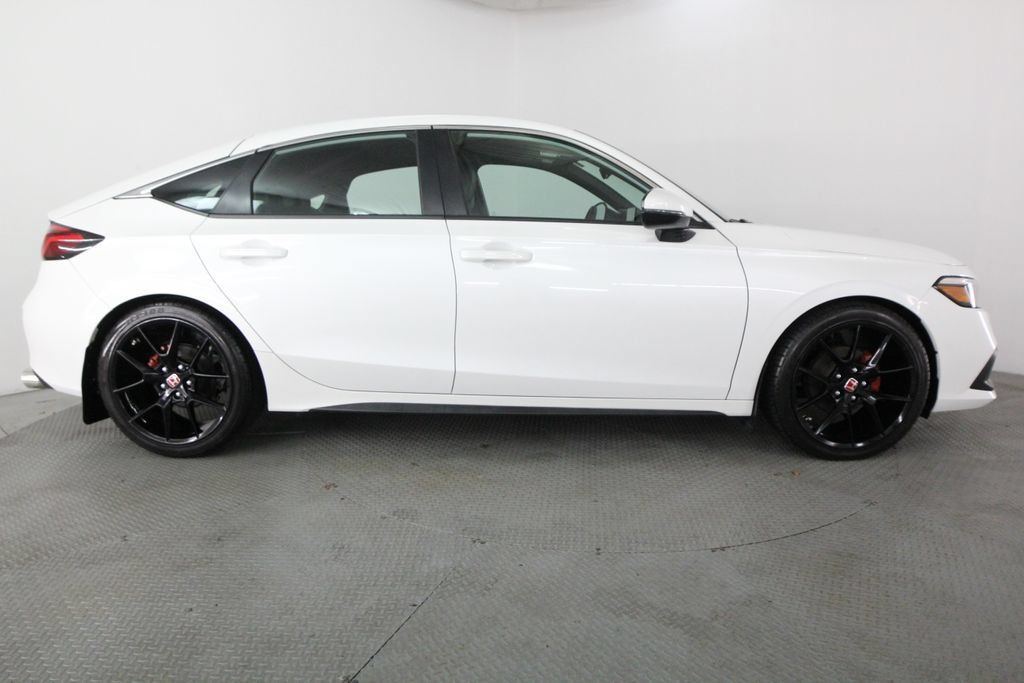 Used 2023 Honda Civic Sport Touring image 6