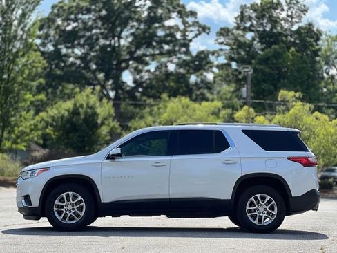 Used 2018 Chevrolet Traverse LT FWD image 8